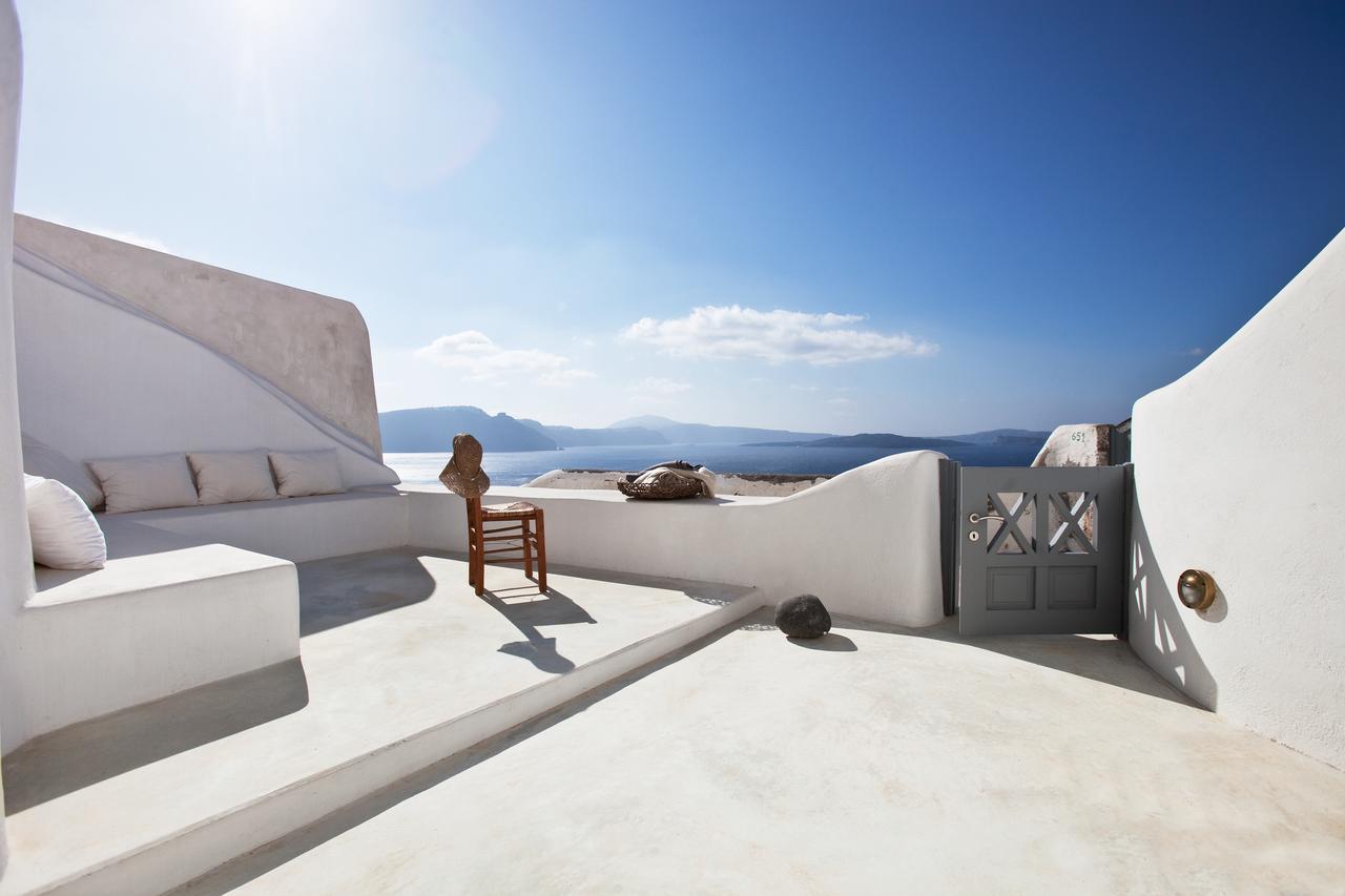 White Suite Oia  Luaran gambar