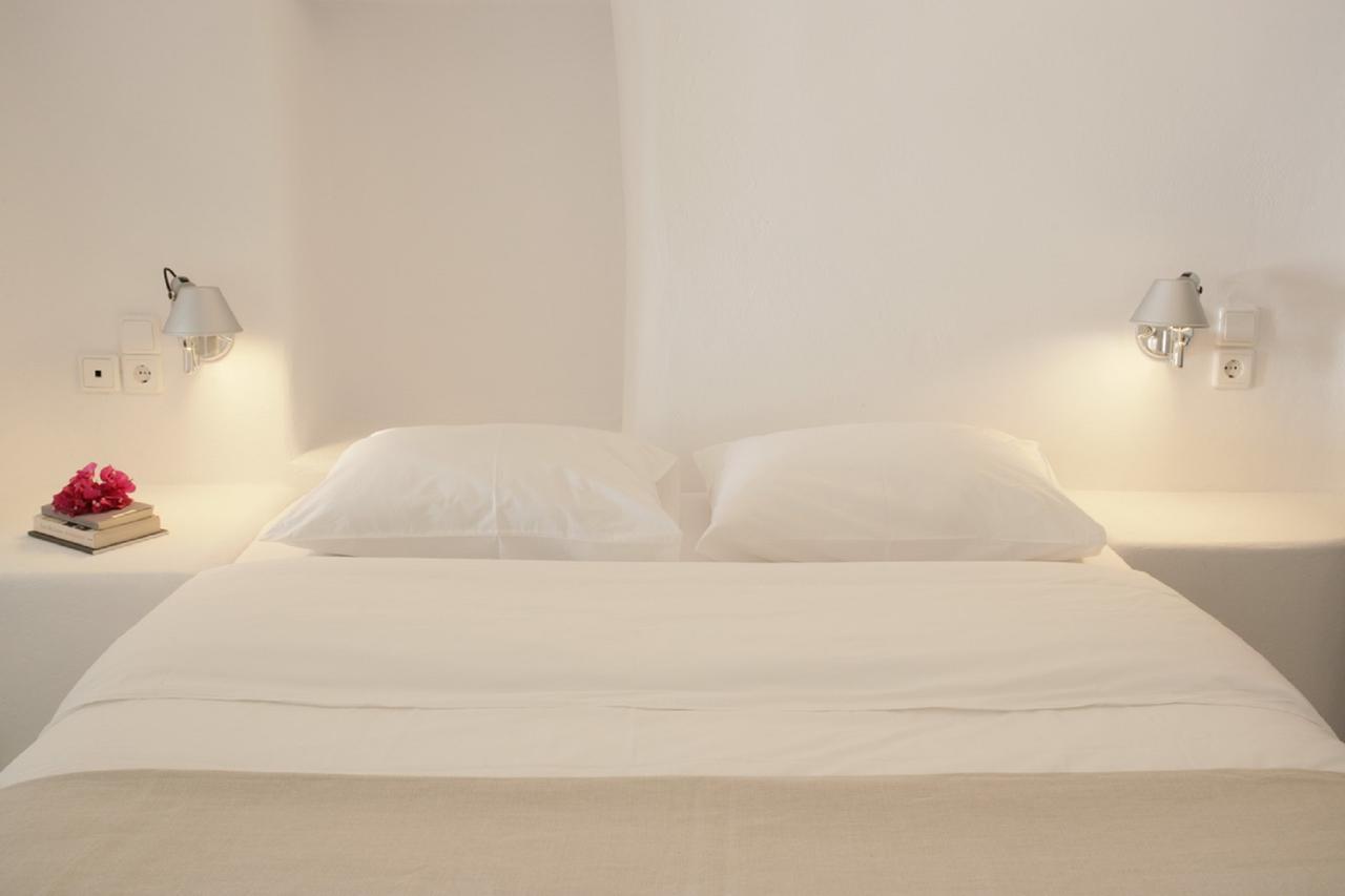 White Suite Oia  Luaran gambar